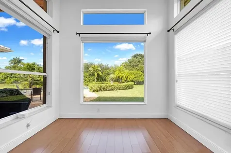 11001 Pine Lodge Trail Davie FL 33328