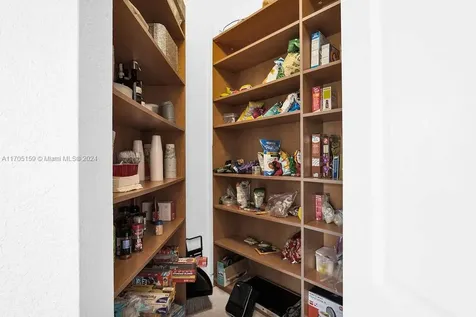 11001 Pine Lodge Trail Davie FL 33328