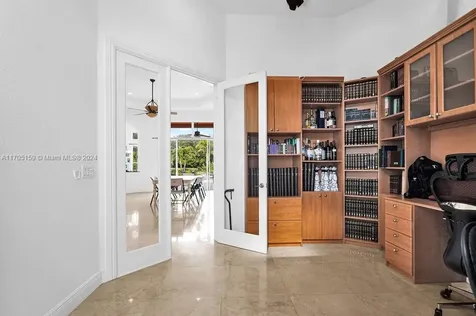 11001 Pine Lodge Trail Davie FL 33328