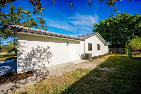 3051 NW 123rd Avenue Coral Springs FL 33065