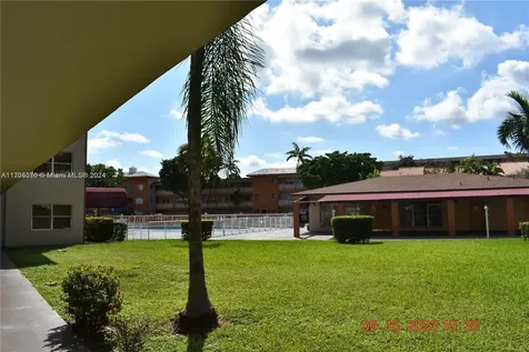 11855 NE 19th Drive North Miami FL 33181