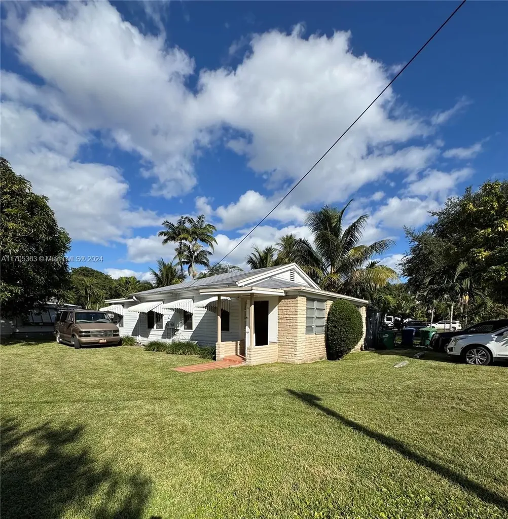 161 NW 156th Street Miami FL 33169