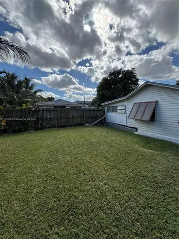 161 NW 156th Street Miami FL 33169
