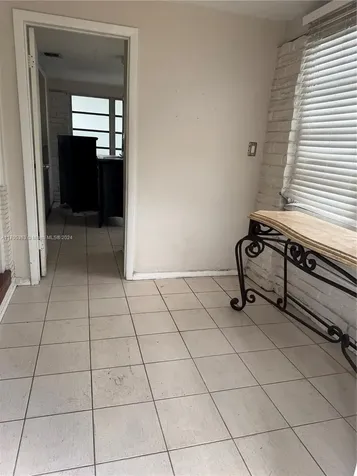 161 NW 156th Street Miami FL 33169