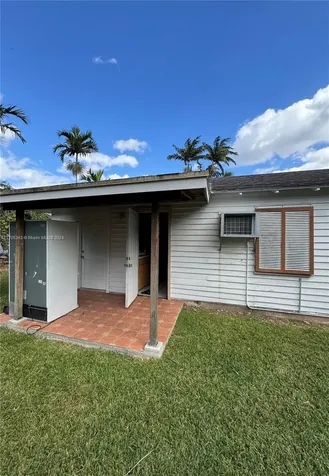 161 NW 156th Street Miami FL 33169