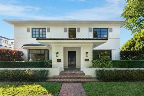 4270 N Michigan Avenue Miami Beach FL 33140