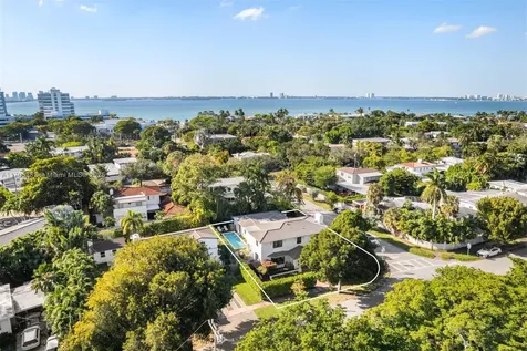 4270 N Michigan Avenue Miami Beach FL 33140