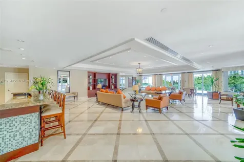 19900 E Country Club Drive Aventura FL 33180