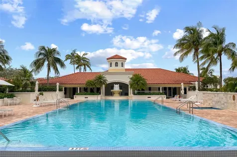 19900 E Country Club Drive Aventura FL 33180
