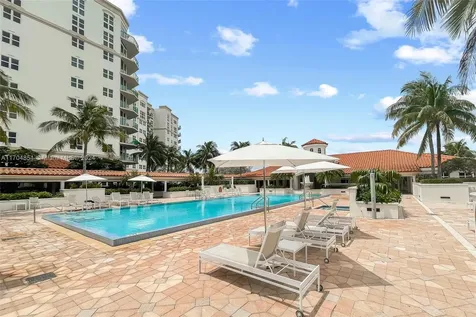 19900 E Country Club Drive Aventura FL 33180