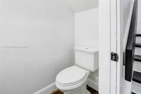 14723 SW 90th Terrace Miami FL 33196