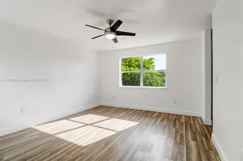 14723 SW 90th Terrace Miami FL 33196