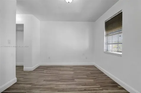 14723 SW 90th Terrace Miami FL 33196