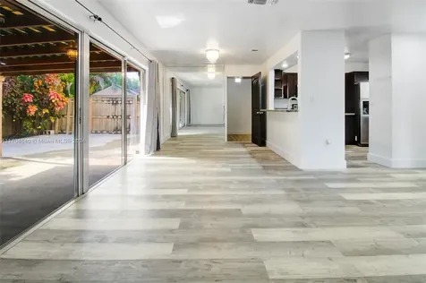 14723 SW 90th Terrace Miami FL 33196
