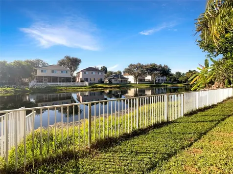 9850 NW 20th Court Pembroke Pines FL 33024