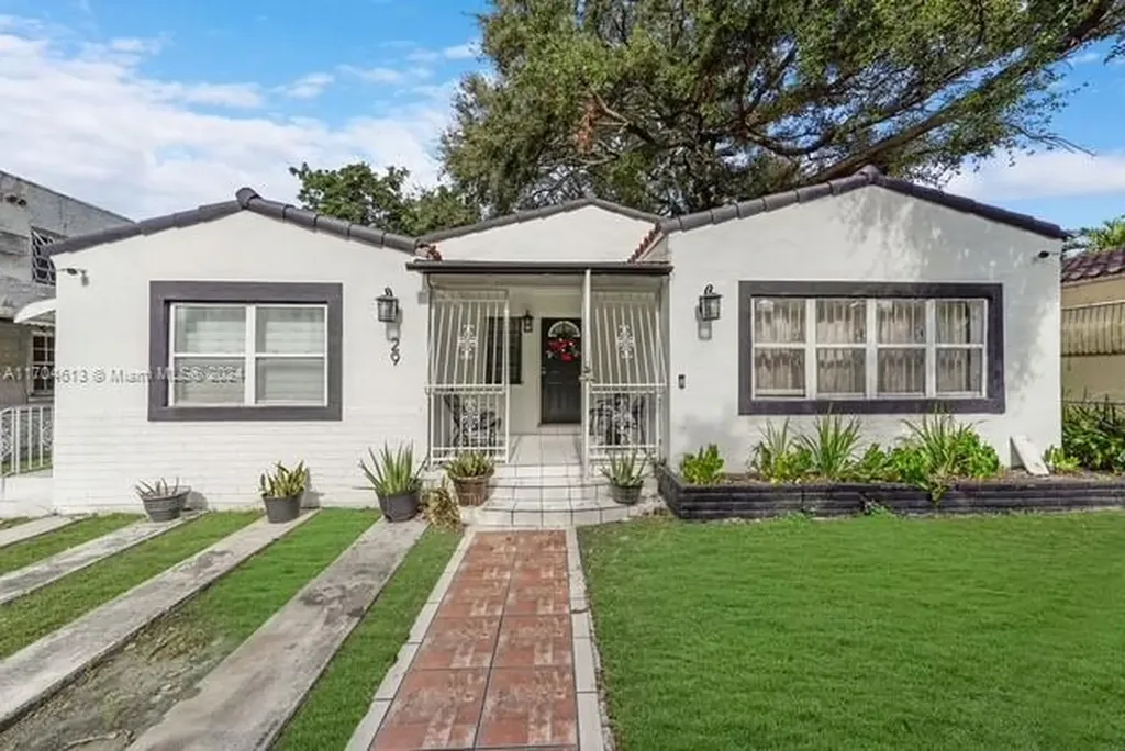 29 NE 44th Street Miami FL 33137