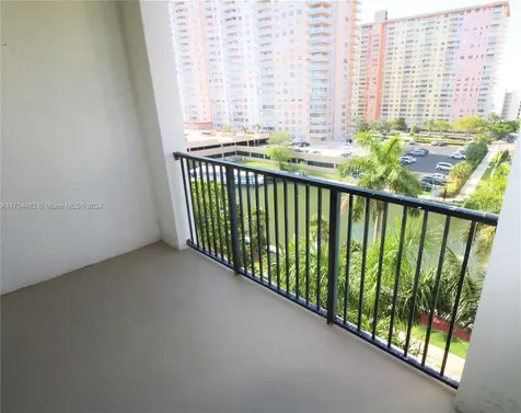 17150 N Bay Road Sunny Isles Beach FL 33160