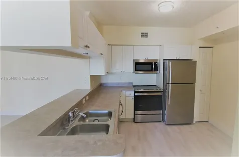 17150 N Bay Road Sunny Isles Beach FL 33160
