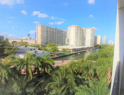 17150 N Bay Road Sunny Isles Beach FL 33160