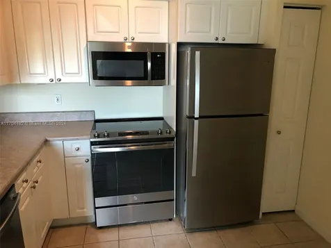 17150 N Bay Road Sunny Isles Beach FL 33160