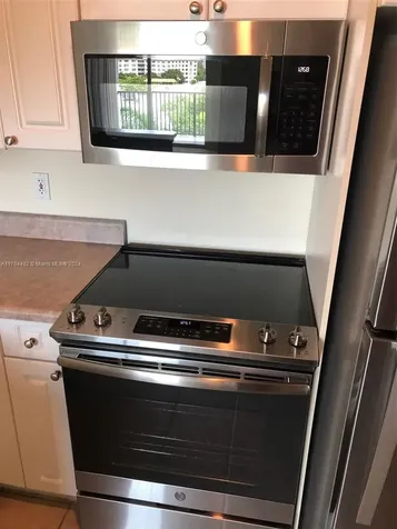 17150 N Bay Road Sunny Isles Beach FL 33160
