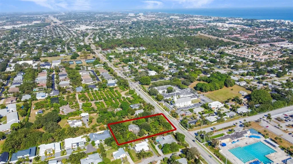 2610 Seacrest Boulevard Delray Beach FL 33444