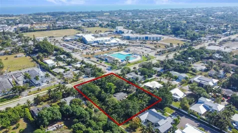 2610 Seacrest Boulevard Delray Beach FL 33444