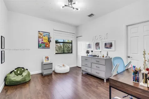 8871 W 34th Court Hialeah FL 33018