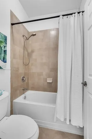 8871 W 34th Court Hialeah FL 33018
