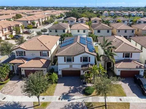 8871 W 34th Court Hialeah FL 33018