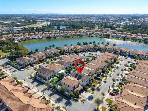 8871 W 34th Court Hialeah FL 33018
