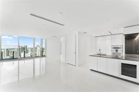 300 Biscayne Boulevard Way Miami FL 33131