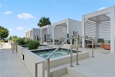 300 Biscayne Boulevard Way Miami FL 33131