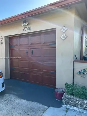 4740 NW 41st Court Lauderdale Lakes FL 33319