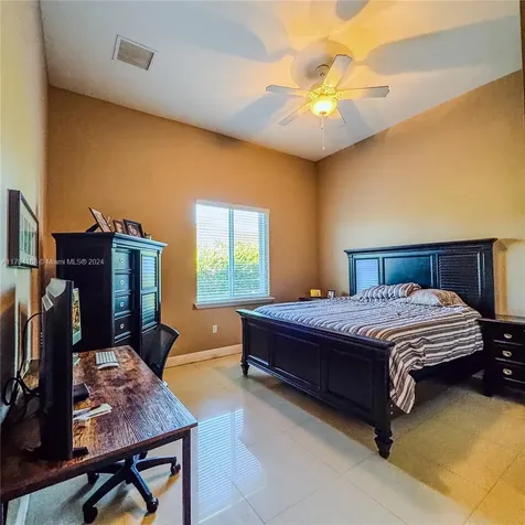 2720 SW 128th Avenue Miami FL 33175