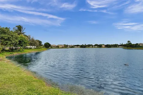 2143 SW 104th Avenue Miramar FL 33025