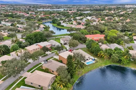 2143 SW 104th Avenue Miramar FL 33025