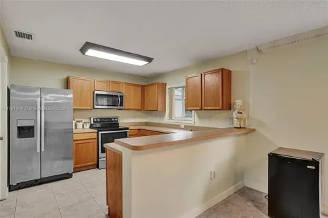 2143 SW 104th Avenue Miramar FL 33025