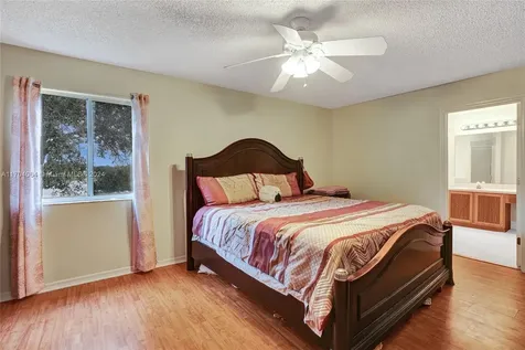 2143 SW 104th Avenue Miramar FL 33025