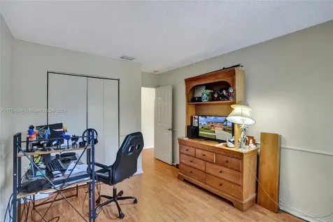 2143 SW 104th Avenue Miramar FL 33025
