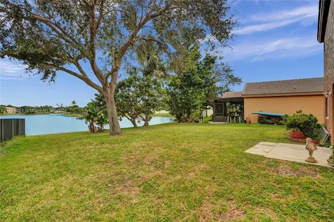 2143 SW 104th Avenue Miramar FL 33025
