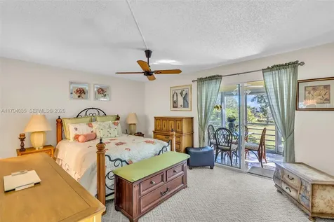 3029 Berkshire B Deerfield Beach FL 33442