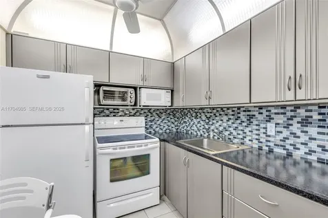 3029 Berkshire B Deerfield Beach FL 33442