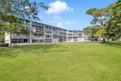 3029 Berkshire B Deerfield Beach FL 33442