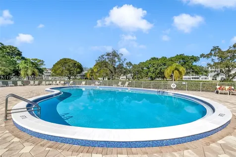 3029 Berkshire B Deerfield Beach FL 33442