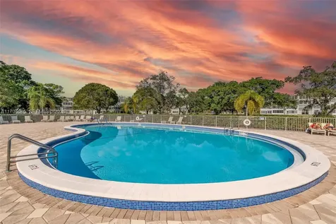 3029 Berkshire B Deerfield Beach FL 33442