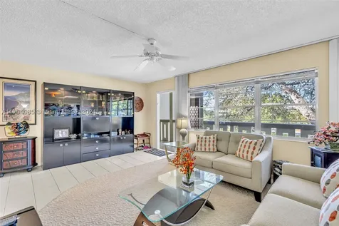 3029 Berkshire B Deerfield Beach FL 33442