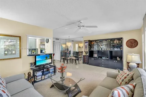 3029 Berkshire B Deerfield Beach FL 33442