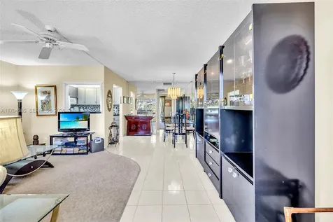 3029 Berkshire B Deerfield Beach FL 33442