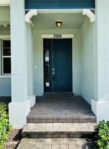 3956 Poinciana Lane Hollywood FL 33021